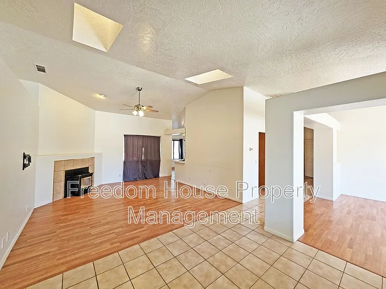 2250 S Ambush St — Photo 4