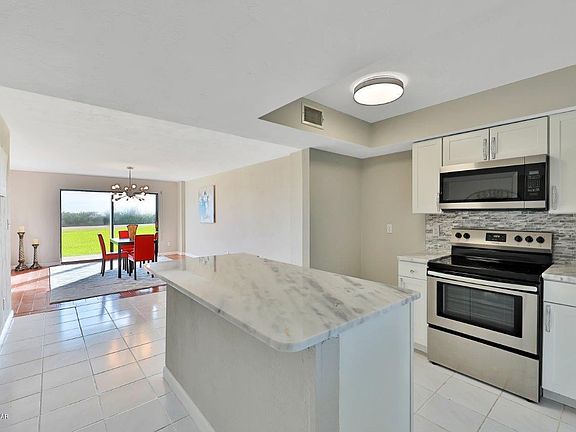 3rd image of 2860 Ocean Shore Blvd #1040