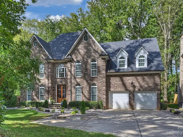3118 Sharon View Rd, Charlotte, NC 28210