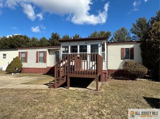 15 Longfellow Rd, North Brunswick, NJ 08902