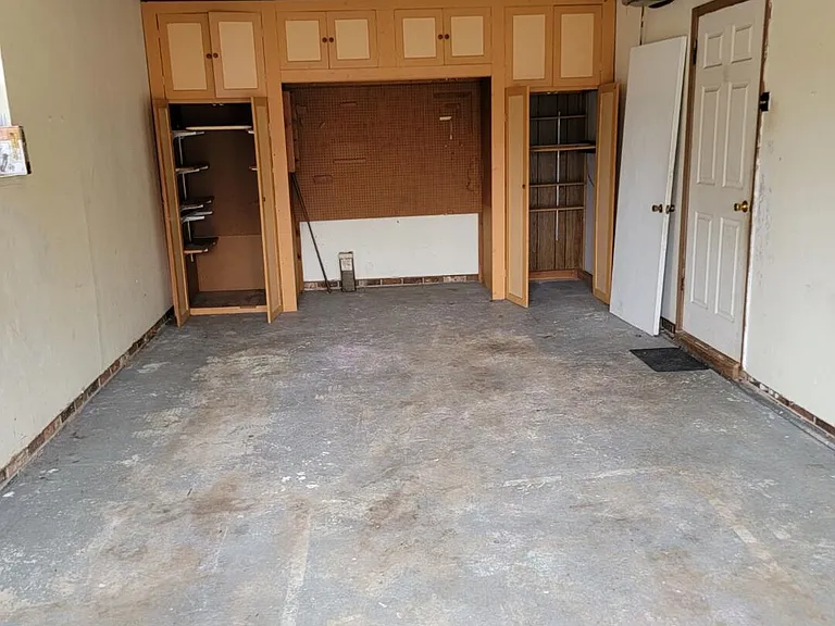 2531 Crosscreek Rd — Photo 9