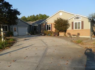 6805 Grasselli Ln, Terre Haute, IN 47805
