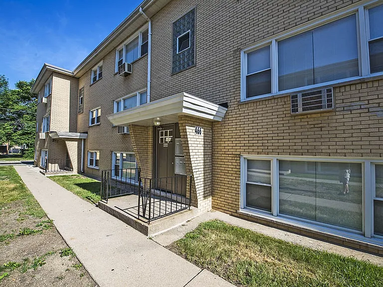 470 Gordon — Photo 13