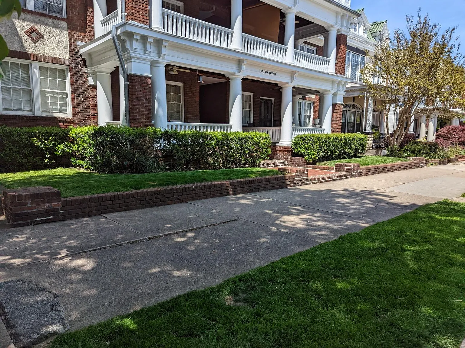 2 bed, 1000 sqft, $1,950 — Photo 3