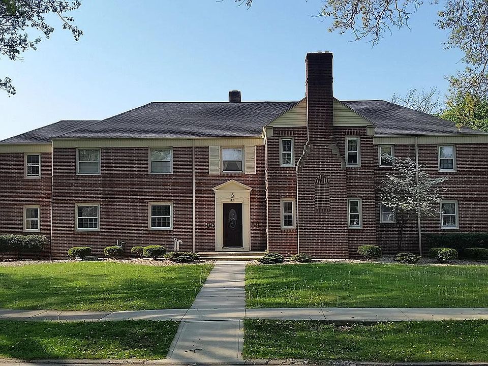 60 Grand Blvd