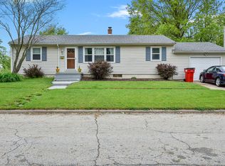 612 W William St, Champaign, IL 61820