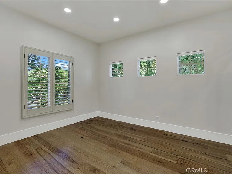 2468 Aquasanta — Photo 29