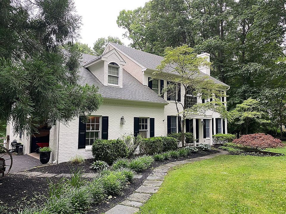 1st image of 115 Great Oak Dr