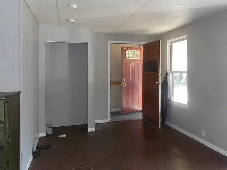 200 Riverside Ave #1 — Photo 3