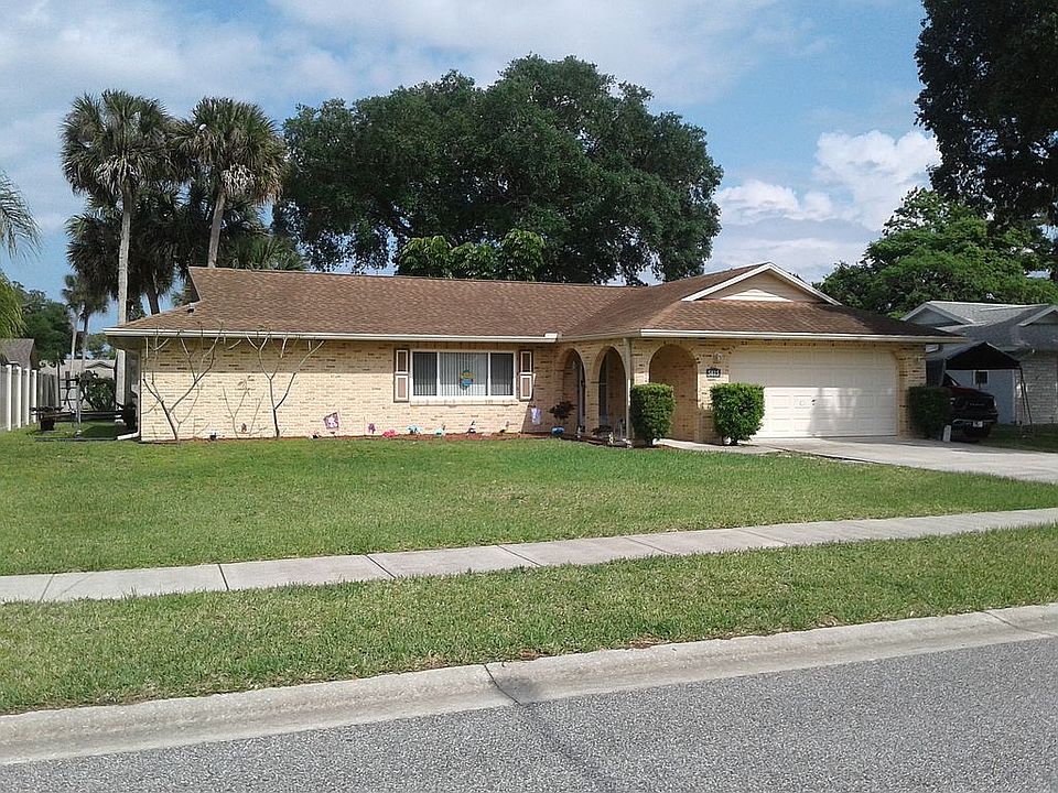 2nd image of 5815 Westport Dr
