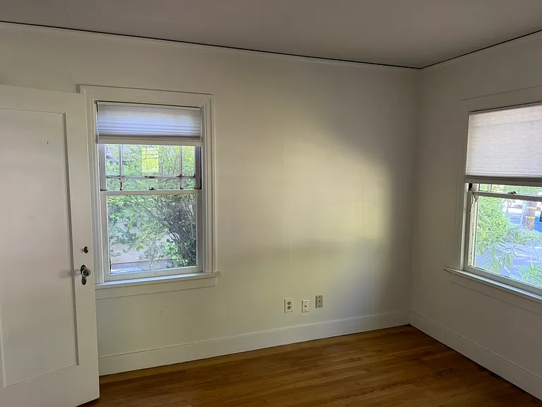 1258 Pine St — Photo 10