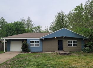 7871 E Marshall Pl, Tulsa, OK 74115