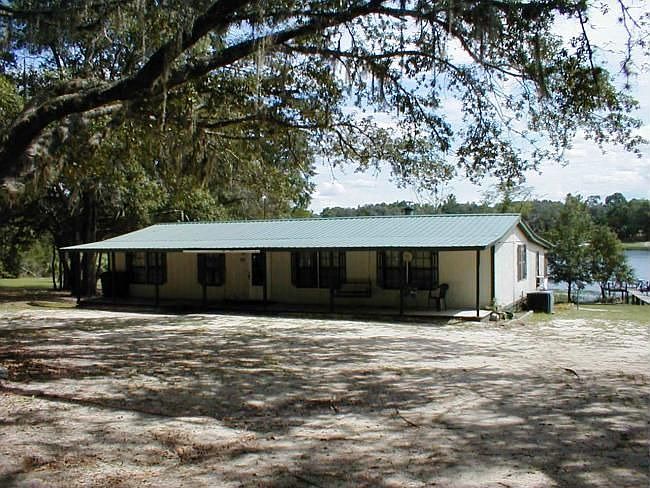 1st image of 133 Lyons Lake Ln