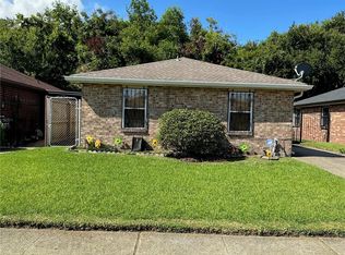 7644 Stonewood St, New Orleans, LA 70128