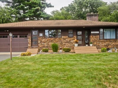 63 Pine Acre Rd, Springfield, MA, 01129