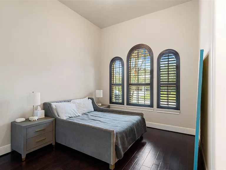 7 Valley Cottage Pl — Photo 39