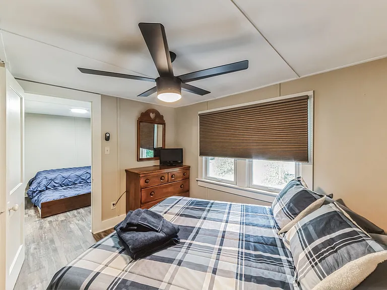 154 Sunset Ave — Photo 24