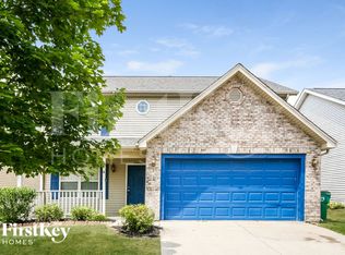 14932 Oak Rd, Carmel, IN 46033