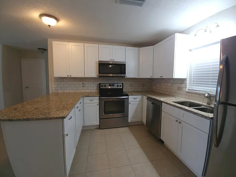 4458 County Road 472 #B — Photo 7