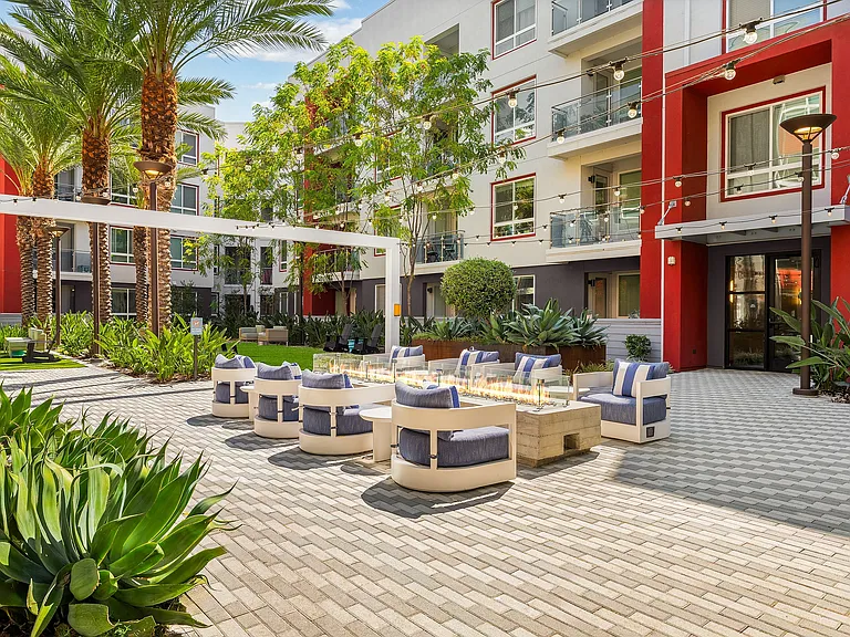 Duo Apartments — Photo 9