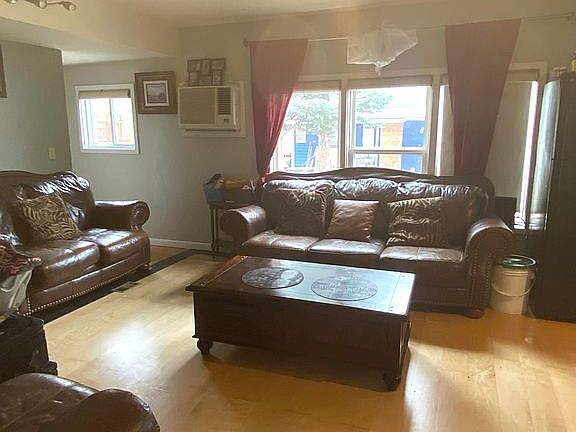 3rd image of 75 Anglers Dr #14