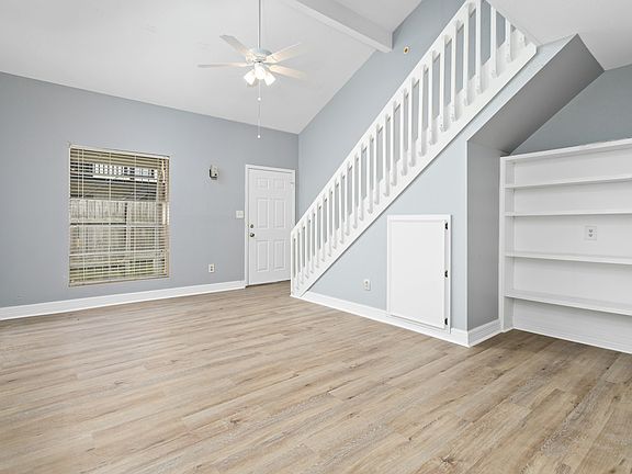2nd image of 1176 Oregon Ave #3