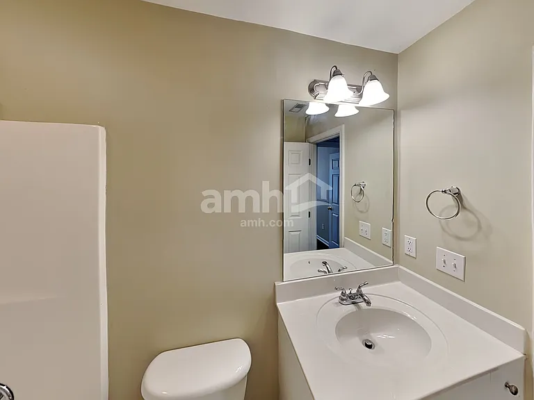 1005 Matheus Dr — Photo 16