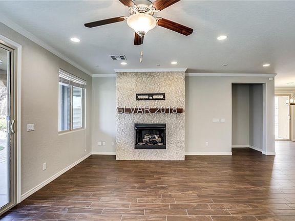 2nd image of 701 Catalina Aisle St