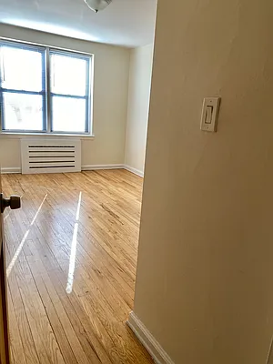 Rented by FirstService Realty (legacy) | media 13