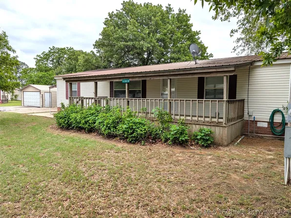 418618 East Dr, Eufaula, OK 74432