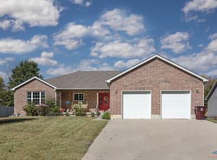 905 Hutton Valley Rd, Clinton, MO 64735