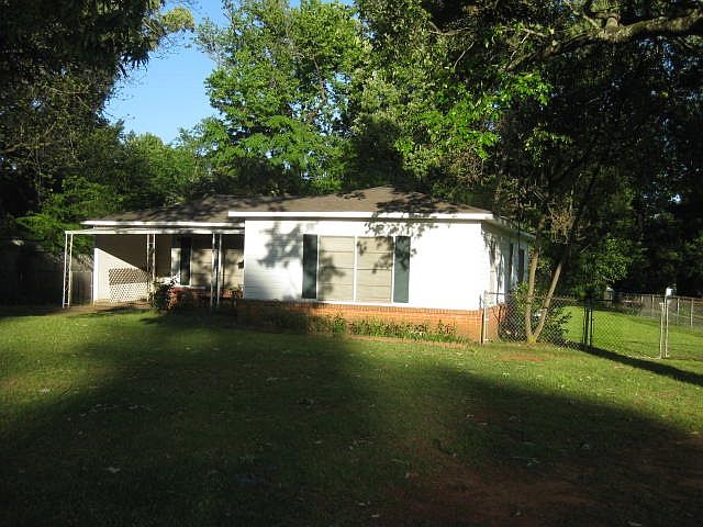 1st image of 200 Mountain View Dr