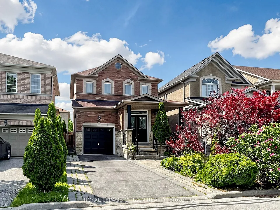 23 Planter Cres #UPPER