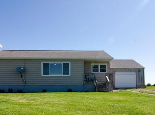 1545 Jasmine Ave, Fairfield, IA 52556