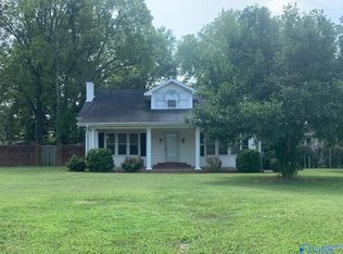 16200 New Cut Rd, Athens, AL 35611