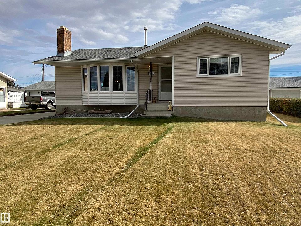 1st image of 4719 47th St