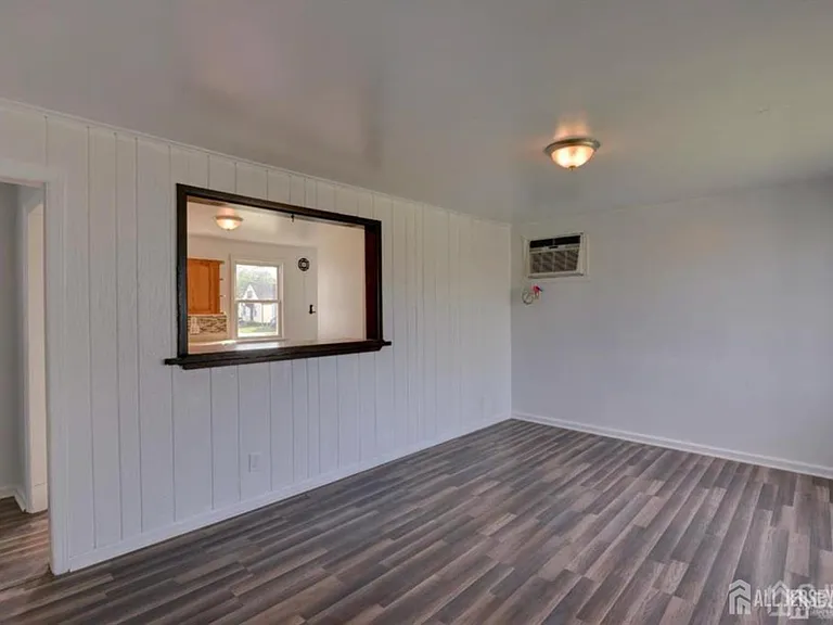 115 Pulaski Ave #A — Photo 2