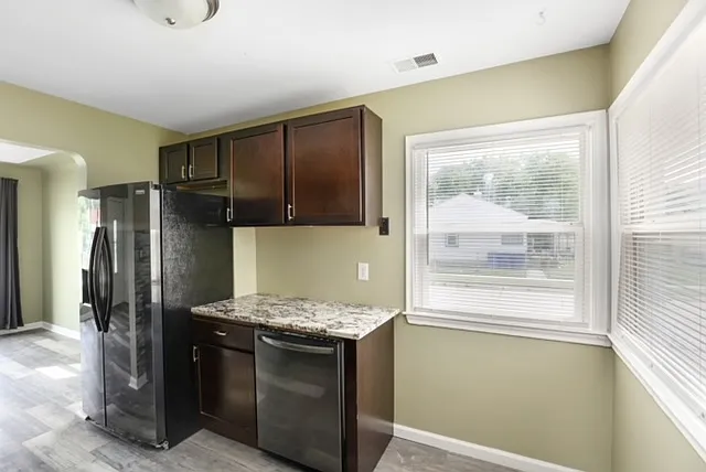 13164 Sidonie Ave — Photo 6