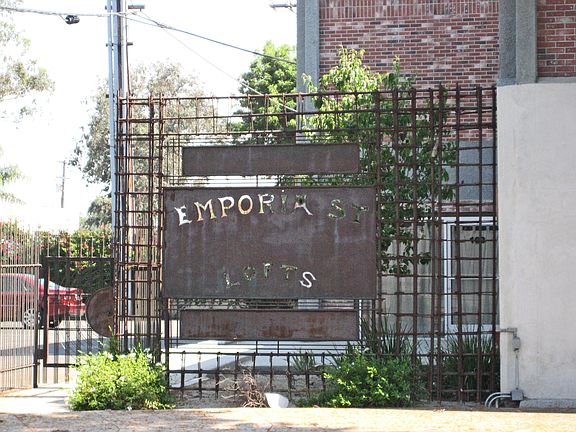 5th image of 211 W Emporia St Unit 301