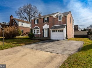 1557 Burmont Rd, Drexel Hill, PA 19026