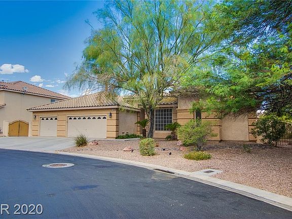 2nd image of 1480 Flora Cove Ct