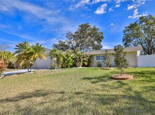 2495 Rolling View Dr, Dunedin, FL 34698