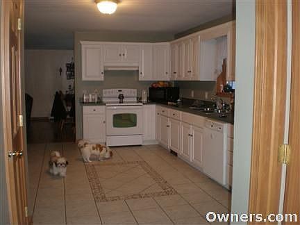 1st image of 40 Woodland Heights Dr