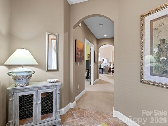 5th image of 7 Eagle Creek Trl S