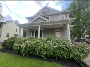931 Clay St UNIT 1, Woodstock, IL 60098