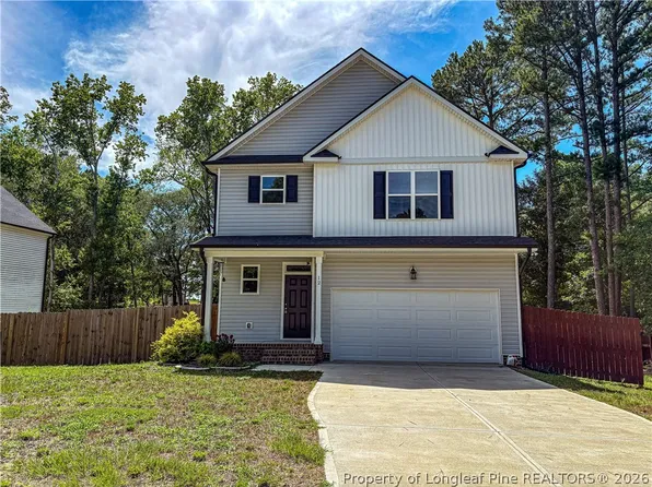 12 Stonecliff Ln, Sanford, NC 27332