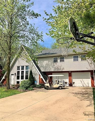 1st image of 454 Tamarach Dr