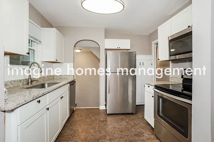 2080 Olive Ave — Photo 7