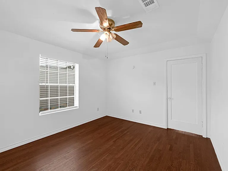 4109 Jack St #4 — Photo 12