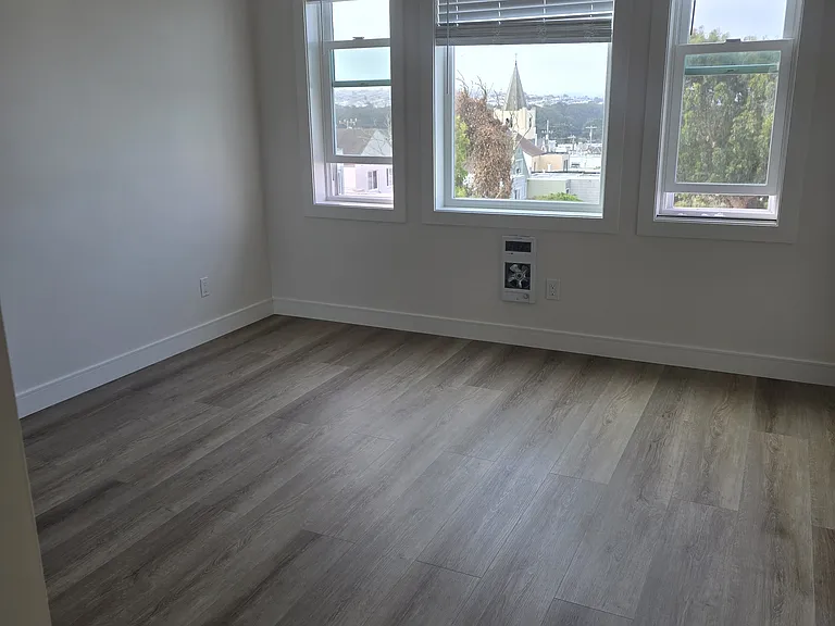 4935 Anza St #3 — Photo 3